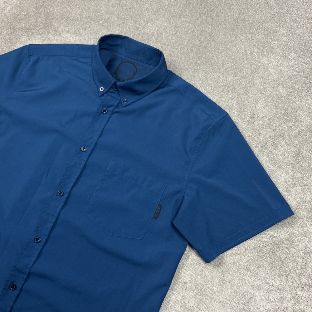 The Drive Clothing Mens Shirt Large Short Sleeve Button Down Blue Stretch Skull